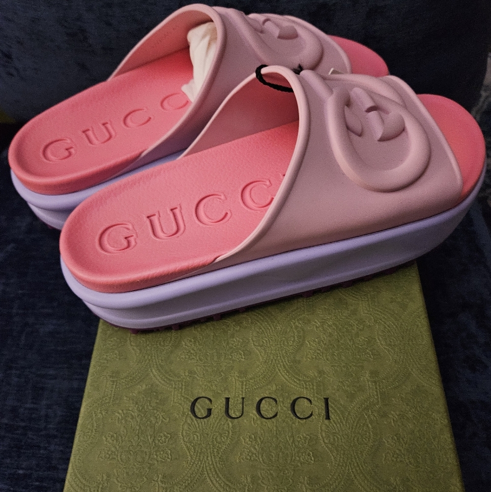 GUCCI WOMEN'S SLIDE WITH INTERLOCKING G PINK & PURPLE "CANDY" Size 11